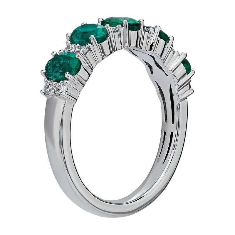 Anillo brillantes y esmeralda 18 k